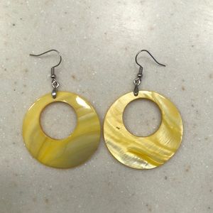 NWT Yellow Shell Earrings